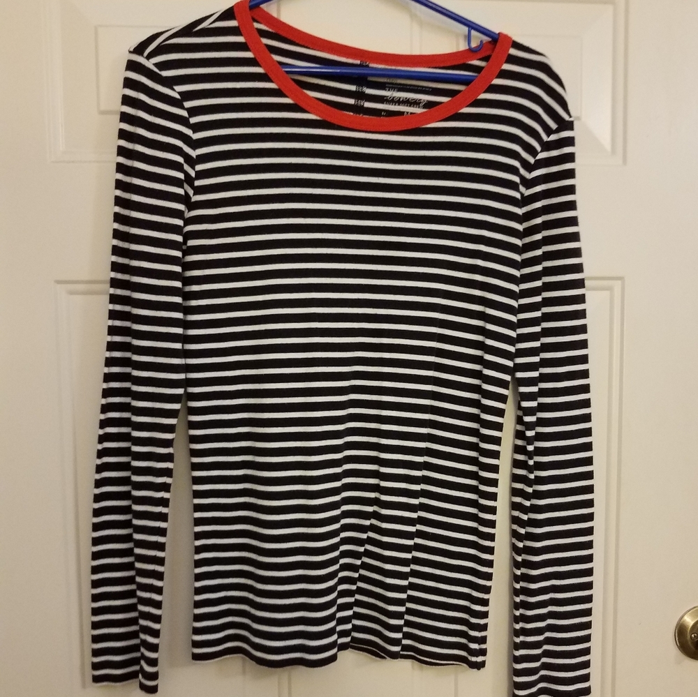 🌼GAP Super Soft Crew